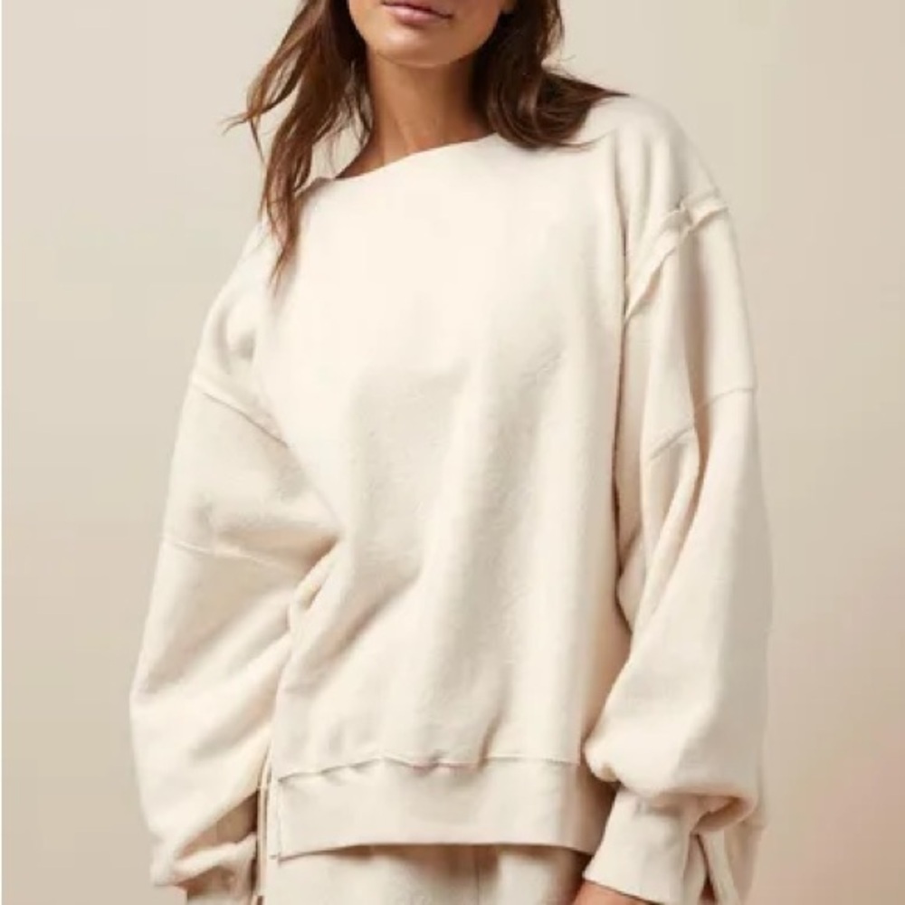 American Eagle Outfitters Cream Sweatshirt